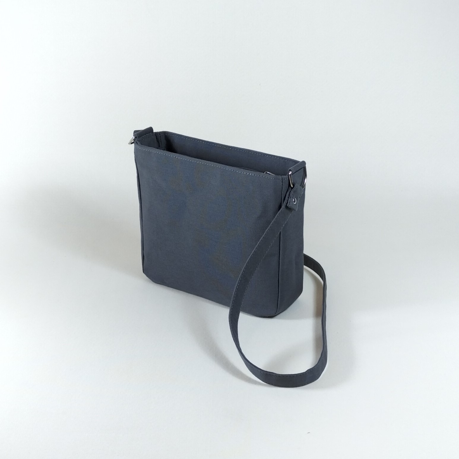 Sac papillons multicolores avec bande orange devant et uni gris – Image 7