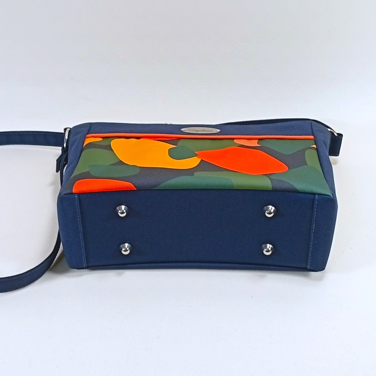 Sac Lorène formes multicolores et uni bleu marine – Image 8